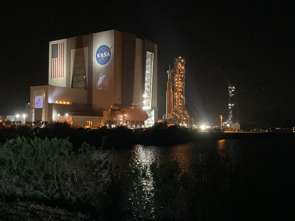 artemis ii launch 2026 moon mission trajectory